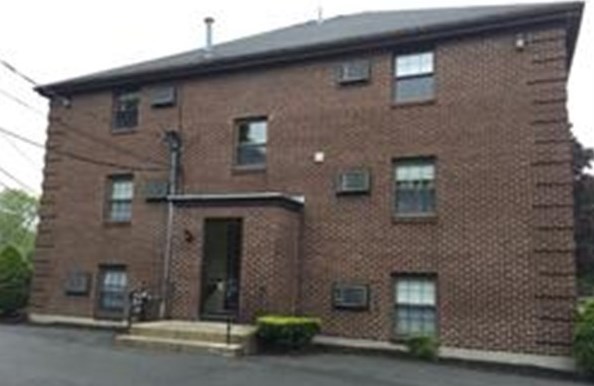31 Townsend St, Abington, MA 02351 exterior
