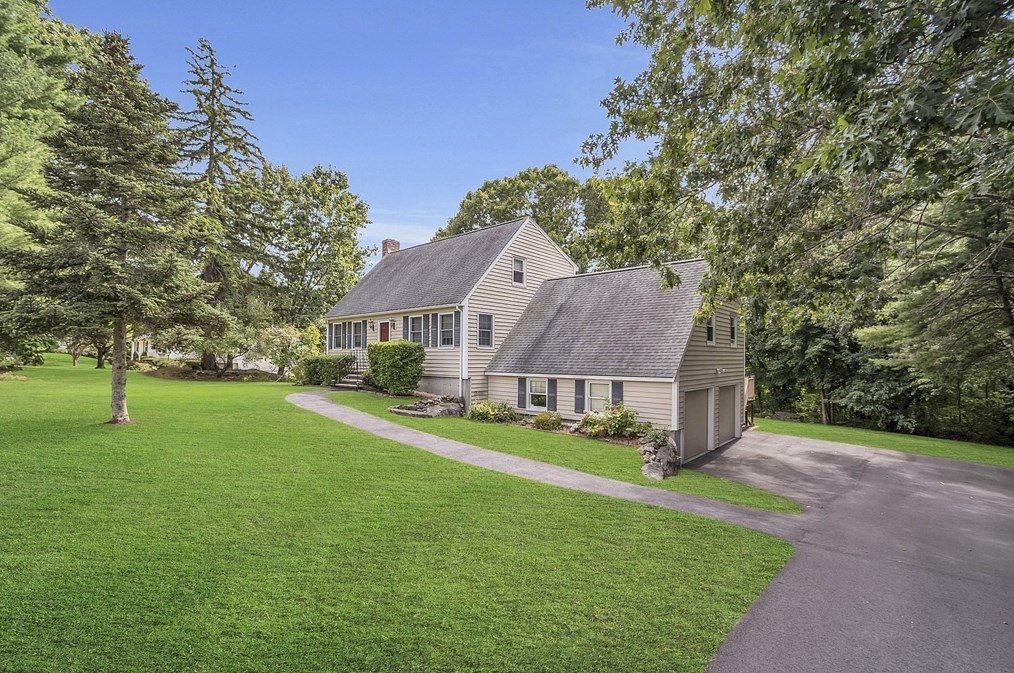 247 Boston Rd, Chelmsford, MA 01824 exterior