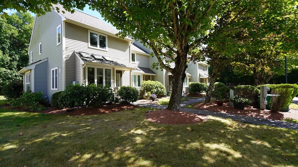 212 Maple Brook Rd #212, Bellingham, MA 02019