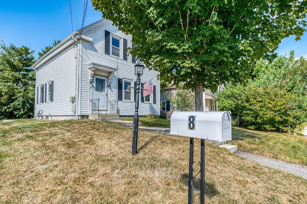 8 Beech St, Bellingham, MA 02019