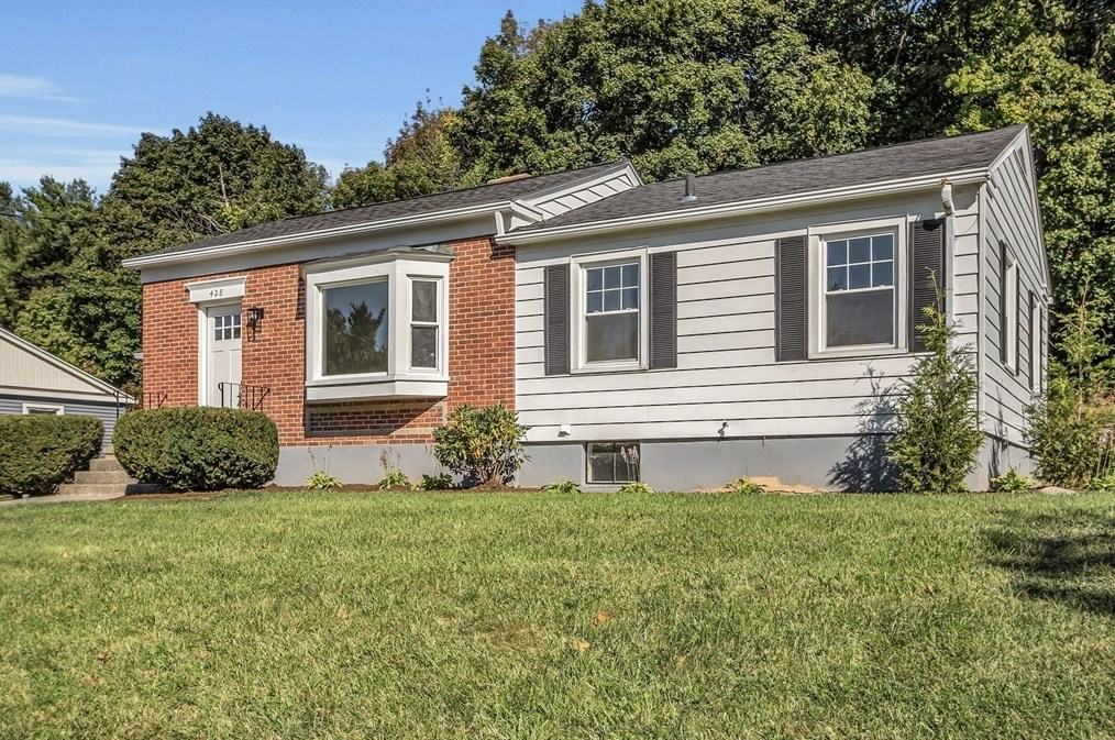 428 Mower St, Worcester, MA 01602