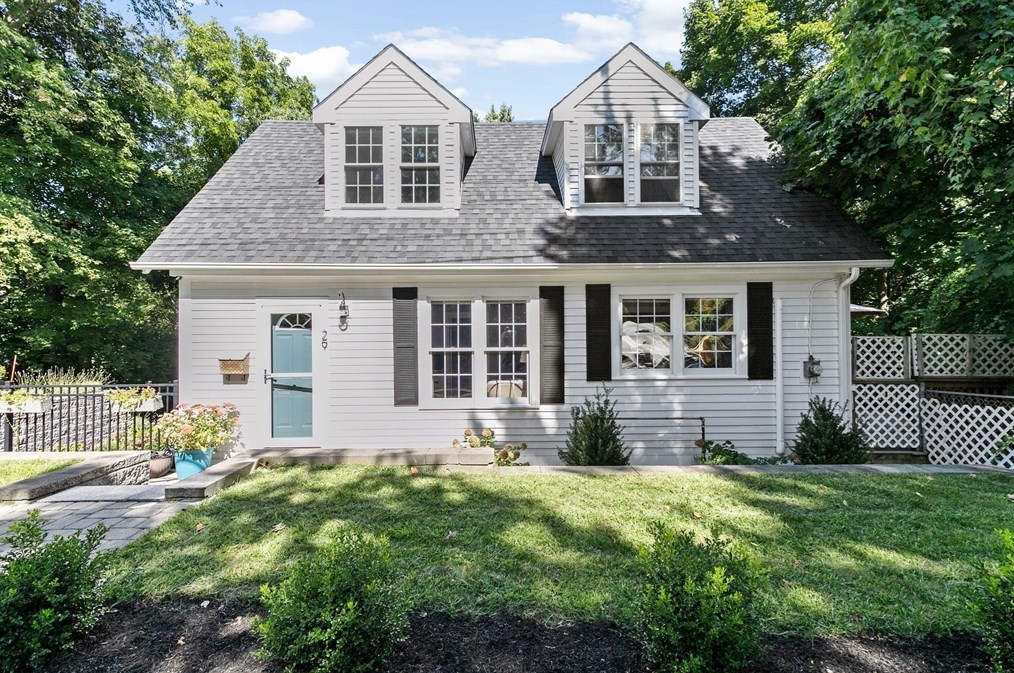 29 Babcock Ave, Weymouth, MA 02191
