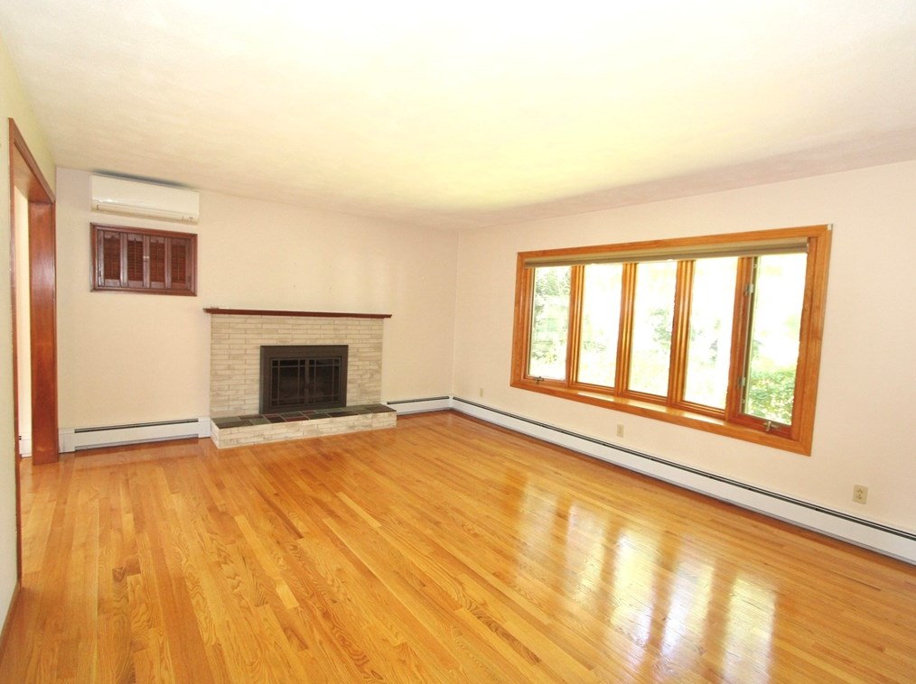 150 Putnam Rd, Holden, MA 01520