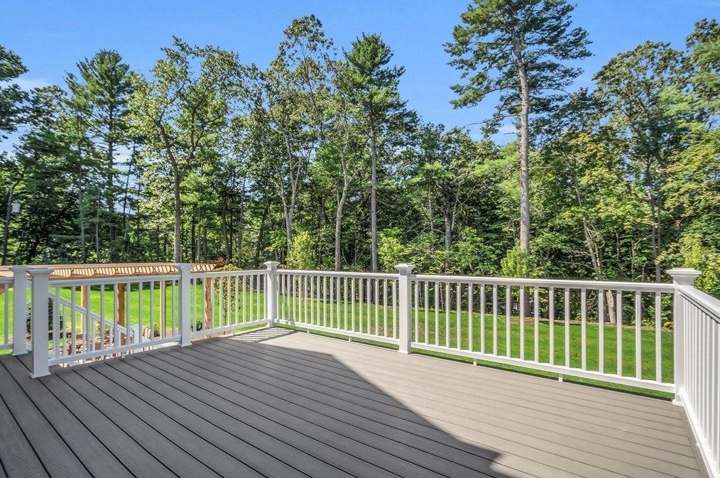 85 Alcott Rd, Concord MA  01742-2605 exterior