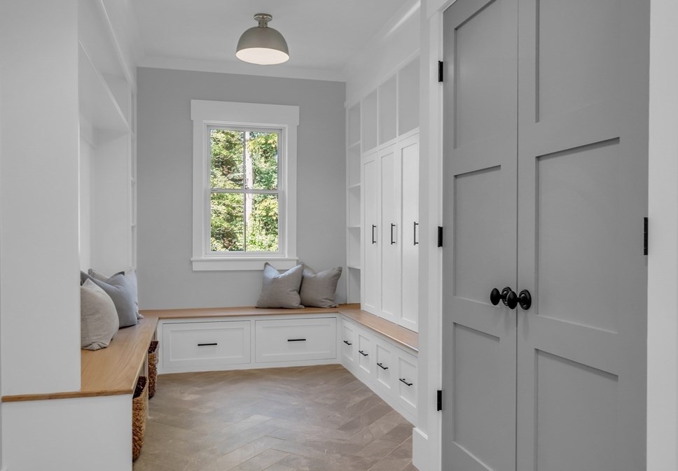 85 Alcott Rd, Concord MA  01742-2605 exterior