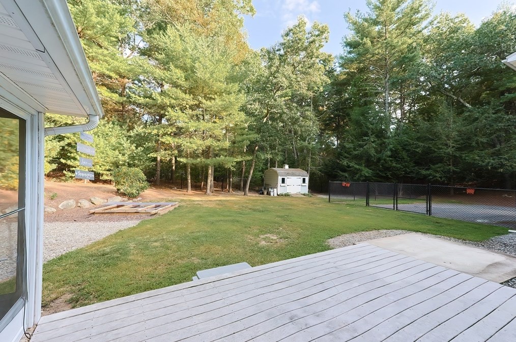 164 Seekonk St, Norfolk MA 02056-1172 exterior