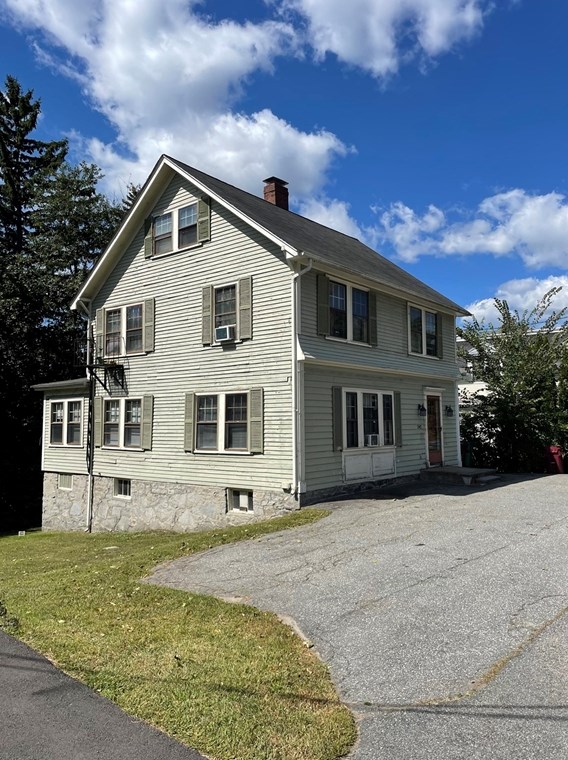243 Nesmith St, Lowell, MA 01852