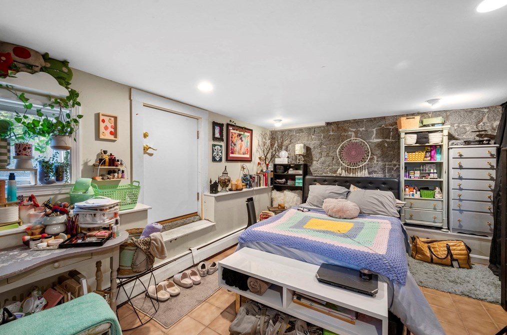 23 Arbella St, Salem MA 01970-3913 exterior