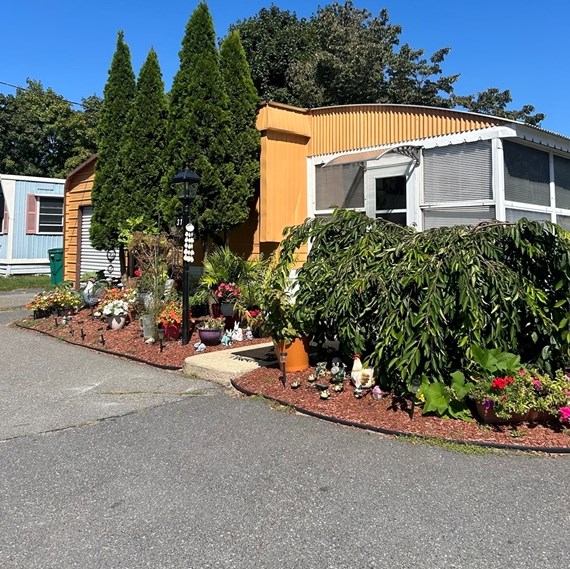 1237 Central St #31, Leominster, MA 01453