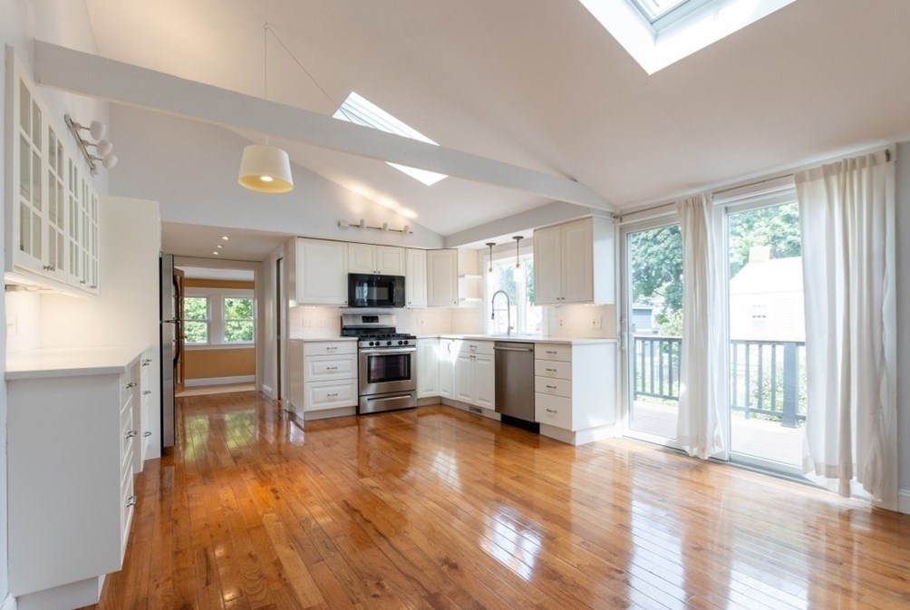 215 Norfolk St #4, Cambridge, MA 02139