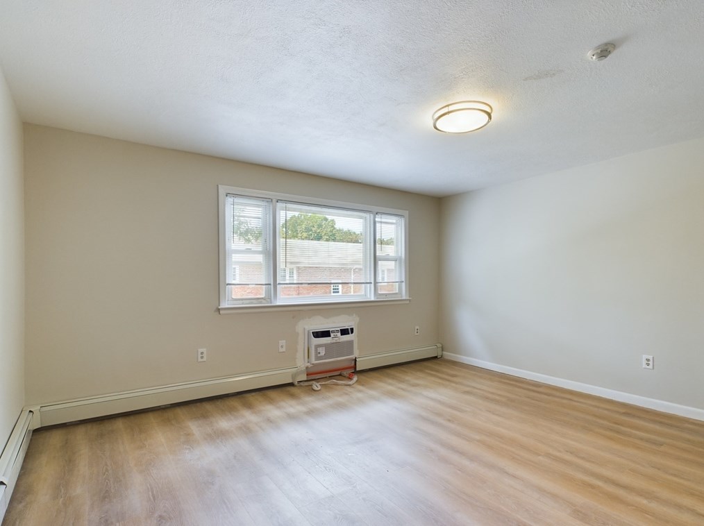 118 Greenleaf St #6a, Quincy, MA 02169