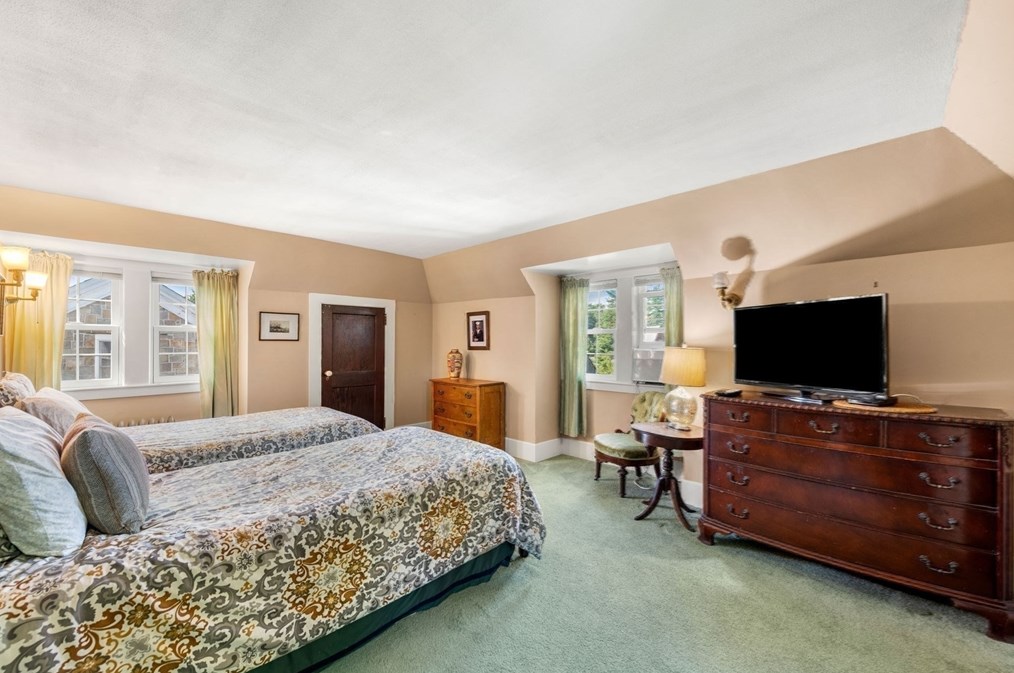 2 William St, Andover MA  01810-2549 exterior