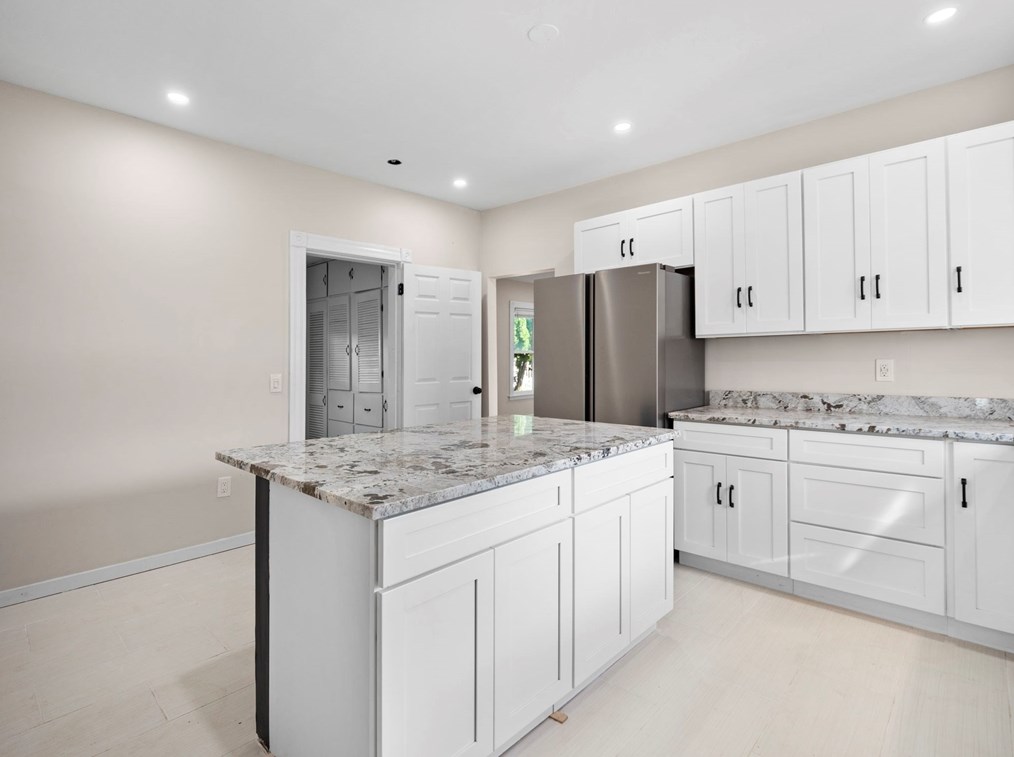 120 Mill St, Worcester MA 01603-2031 exterior