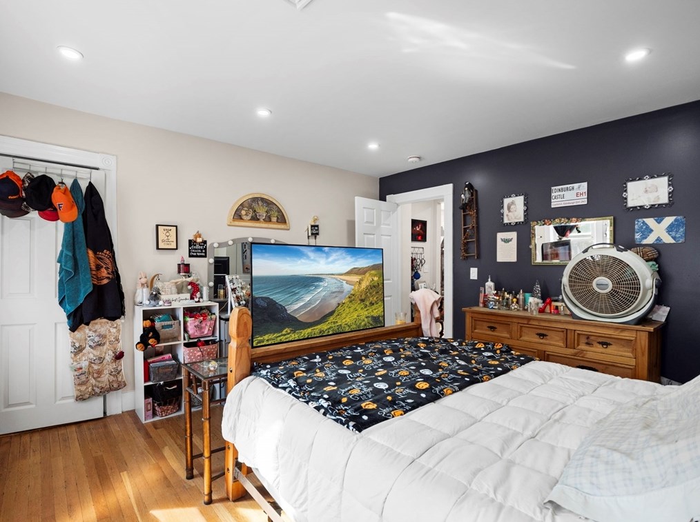 120 Mill St, Worcester MA 01603-2031 exterior