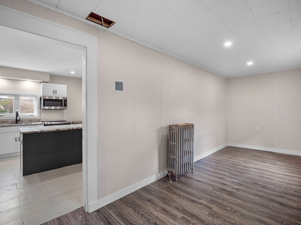 120 Mill St, Worcester MA 01603-2031 exterior