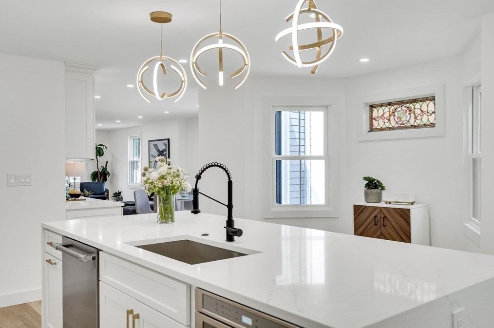 196 Prospect St, Cambridge MA 02139-1218 exterior