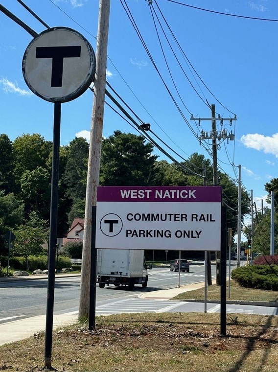 32 Walden Dr, Natick MA 01760-3890 exterior