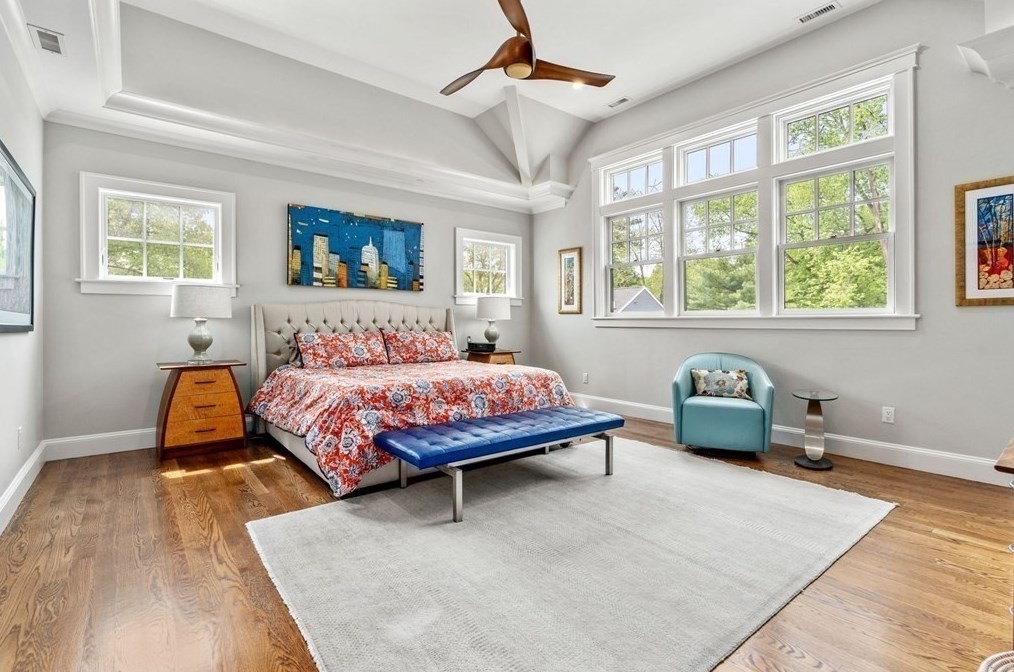 55 Bernard St, Newton MA 02461-1904 exterior