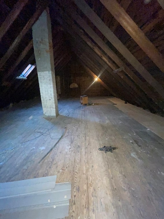 208 Ashley Blvd, New Bedford MA 02746-5703 exterior