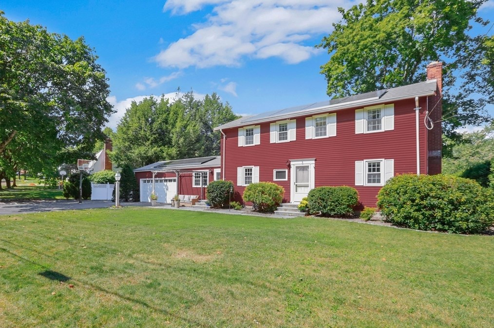 3 Valley Brook Rd, Westborough, MA 01581