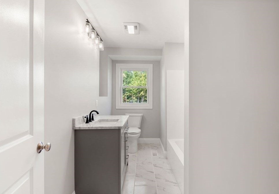 94 Gile St, Haverhill MA  01830-2257 exterior