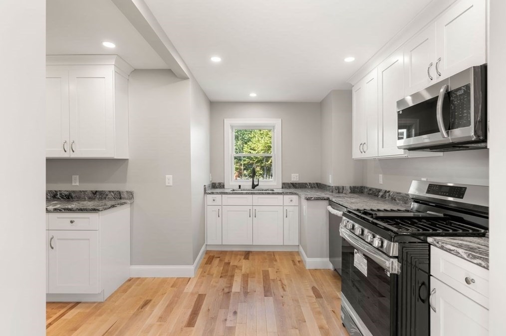 94 Gile St, Haverhill MA  01830-2257 exterior