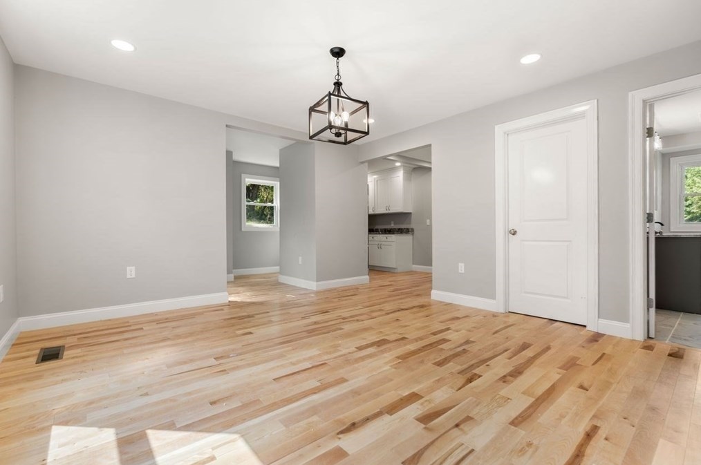 94 Gile St, Haverhill MA  01830-2257 exterior