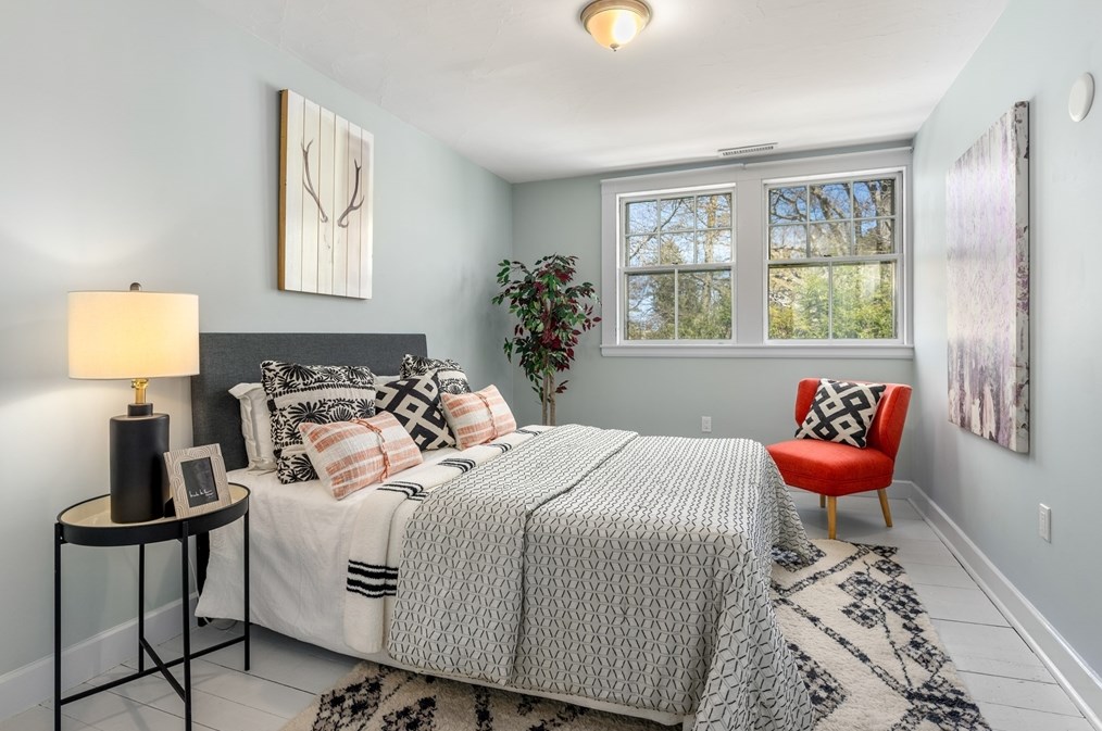 76 Sparks St, Cambridge MA 02138-2216 exterior