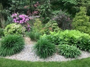 24 Plumbley Rd, Upton MA 01568-1425 exterior