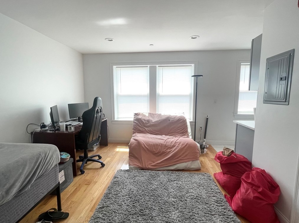 325 Newport Ave #44, Quincy, MA 02170