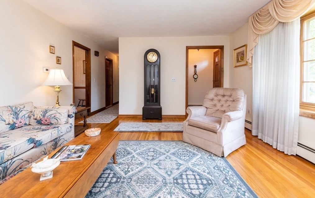 71 Pne St, Danvers MA 01923-1838 exterior