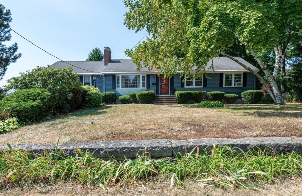 71 Pne St, Danvers MA 01923-1838 exterior