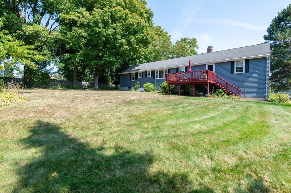 71 Pne St, Danvers MA 01923-1838 exterior