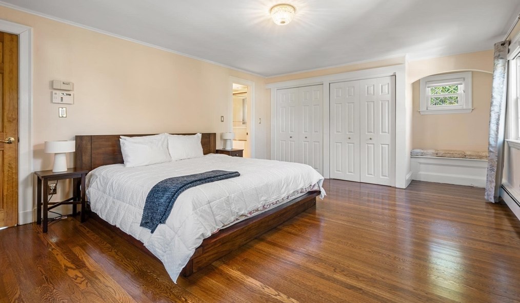 524 Parker St, Newton MA 02459-2544 exterior