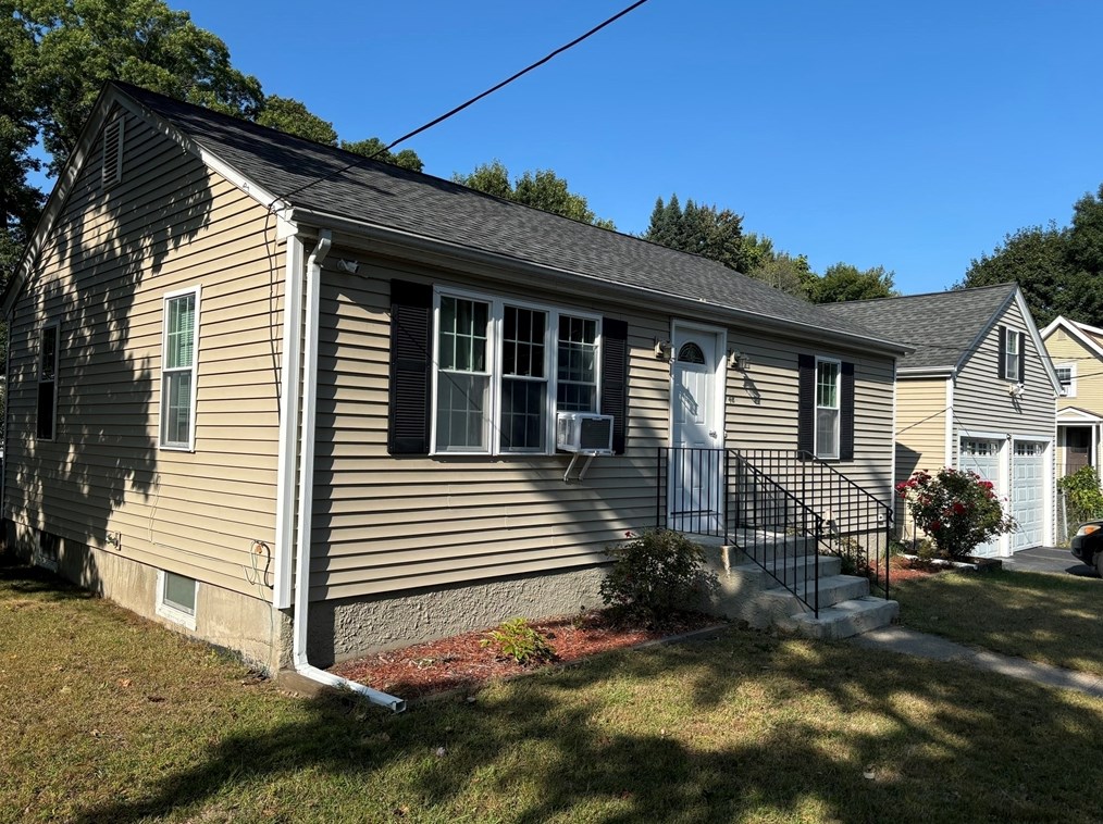 48 Carleton St, Attleboro, MA 02703 exterior
