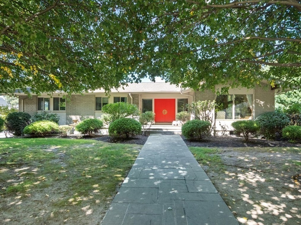 260 Forest St, Waltham, MA 02452