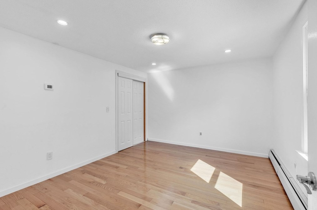 750 Wilbraham Rd, Springfield MA  01109-2011 exterior