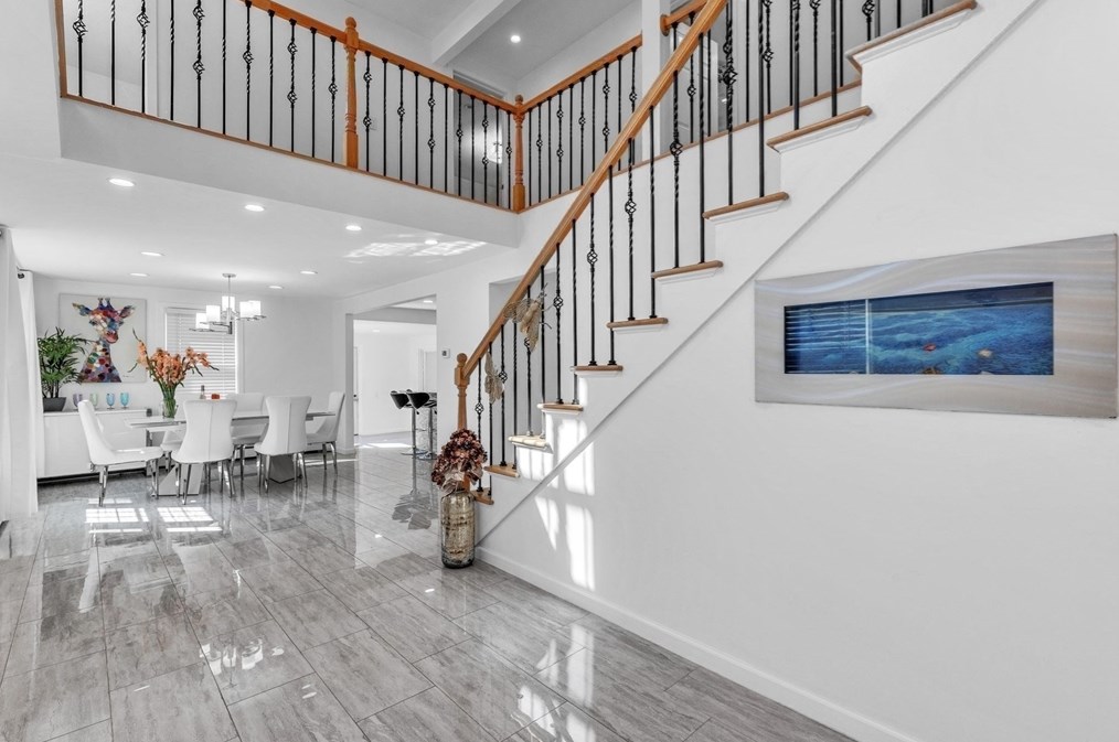 750 Wilbraham Rd, Springfield MA  01109-2011 exterior