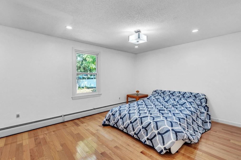 750 Wilbraham Rd, Springfield MA  01109-2011 exterior