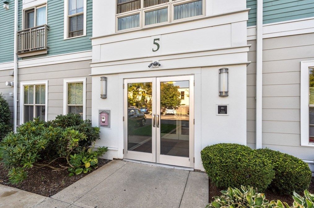 5 Repton #5103, Watertown, MA 02472