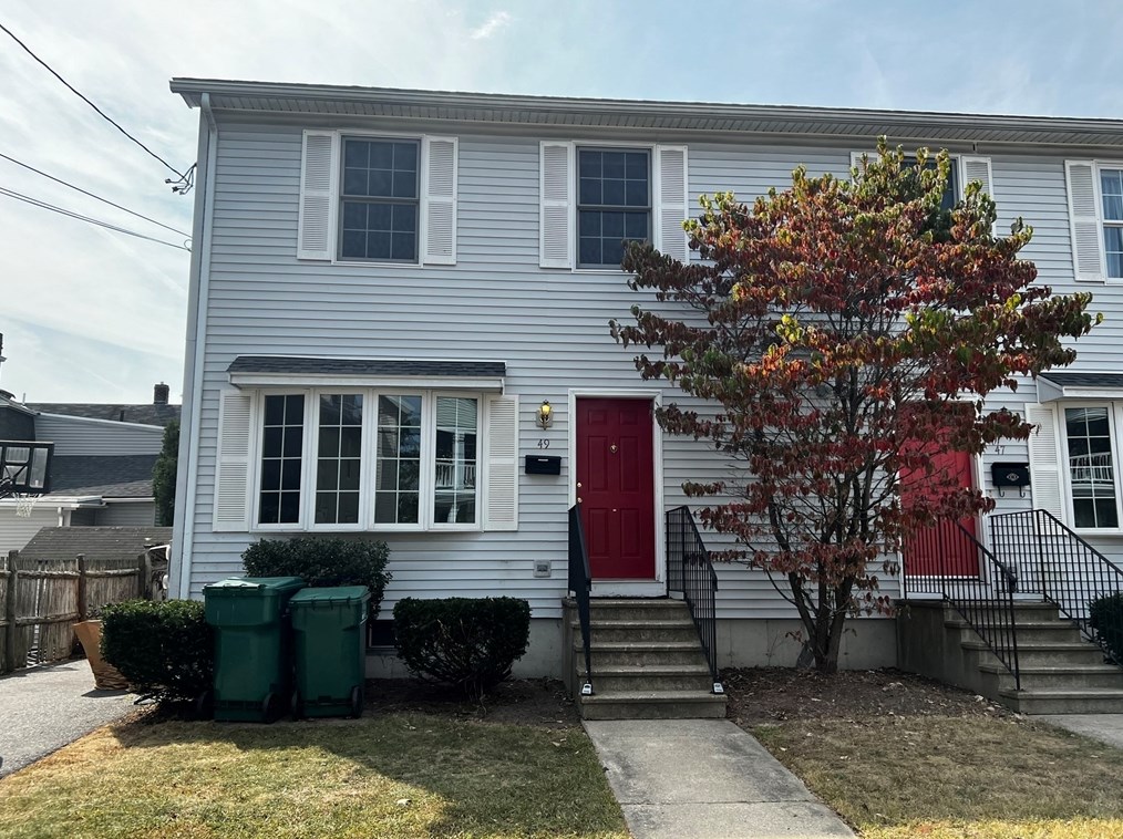 49 Bower St, Medford, MA 02155-3660