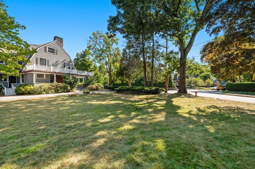 156 Highland St, Newton, MA 02465