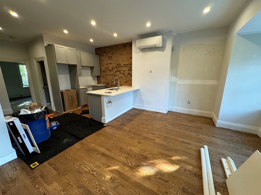 15 Worthington St #3, Boston, MA 02120