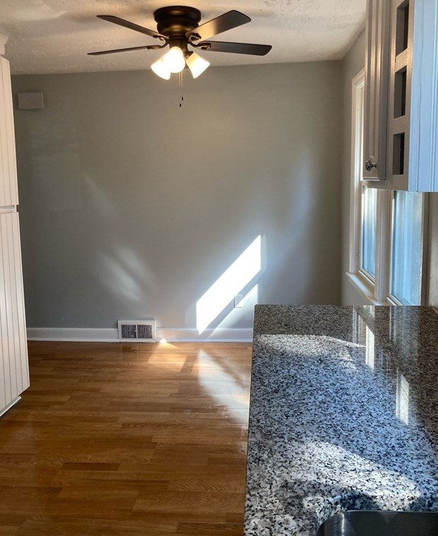 45 Pilgrim Ave, Worcester MA 01604-3057 exterior