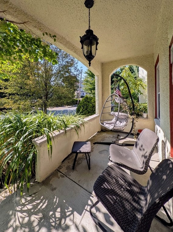 55 Lothrop #55, Newton, MA 02458