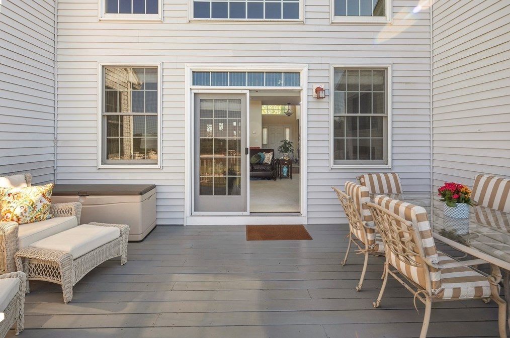 23 Fairways Ln, Methuen MA 01844-2125 exterior