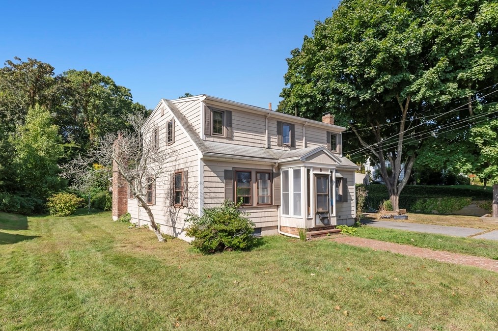 8 & 8 1/2 Braunecker Rd, Plymouth, MA 02360