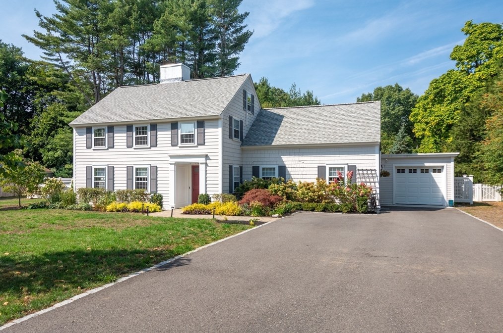 86 Whittemore St, Concord, MA 01742 exterior