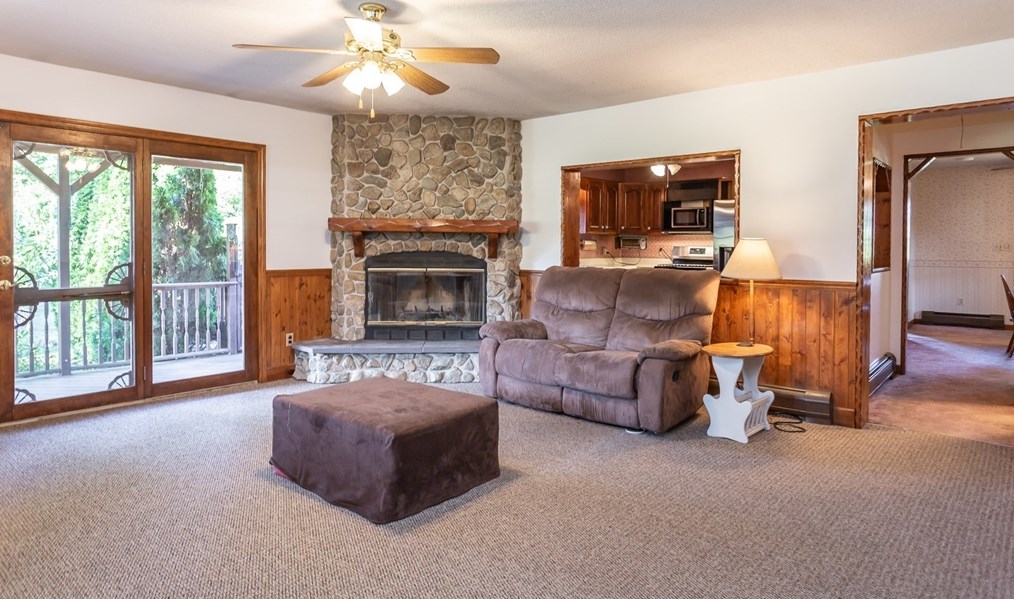 26 Norfolk Ave, Dartmouth MA 02747-3014 exterior