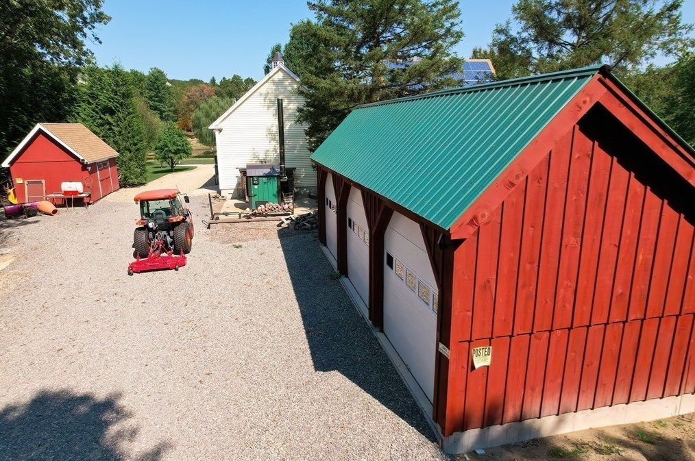 1381 St, Wrentham MA  02093-2516 exterior